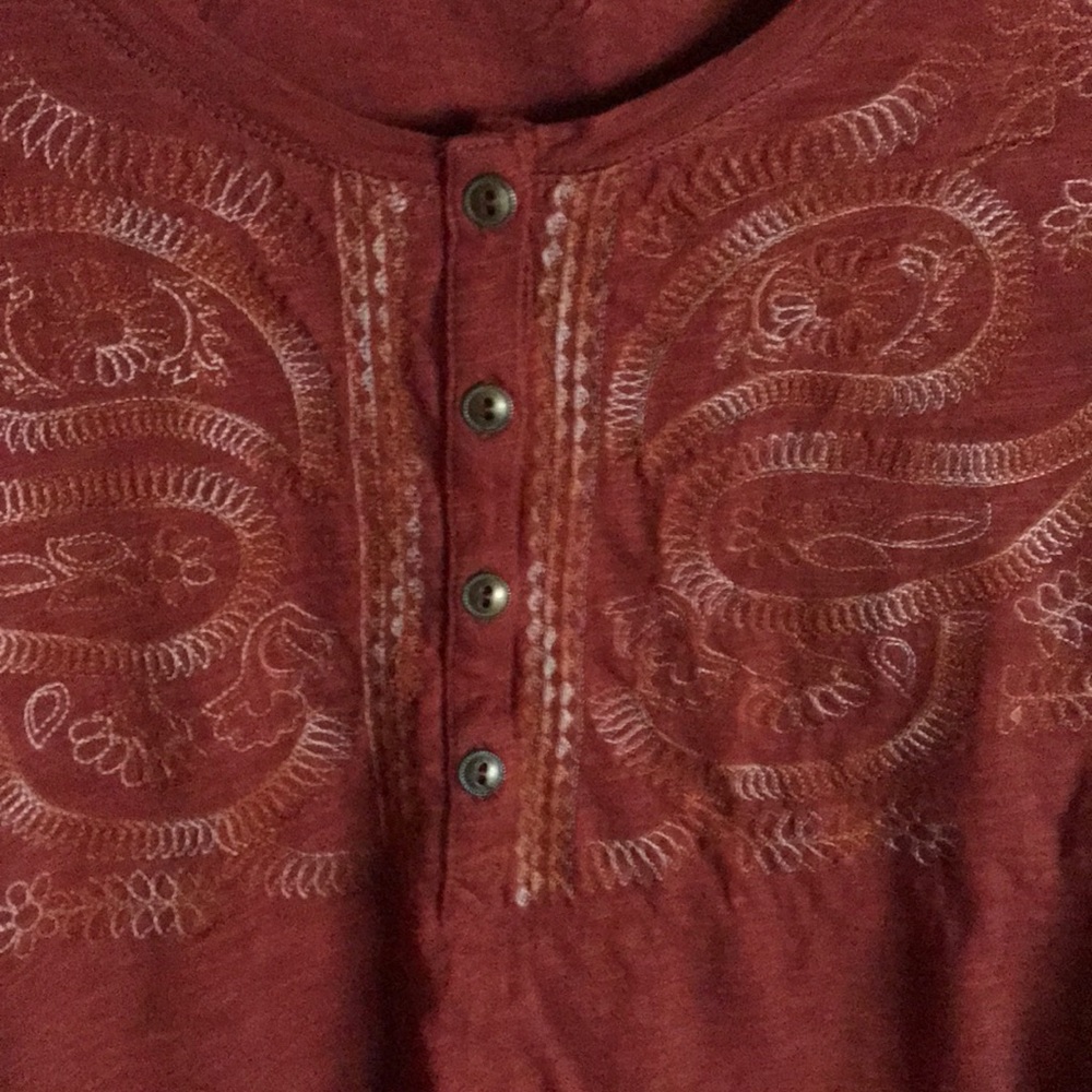 Top - Picture 2 of 2